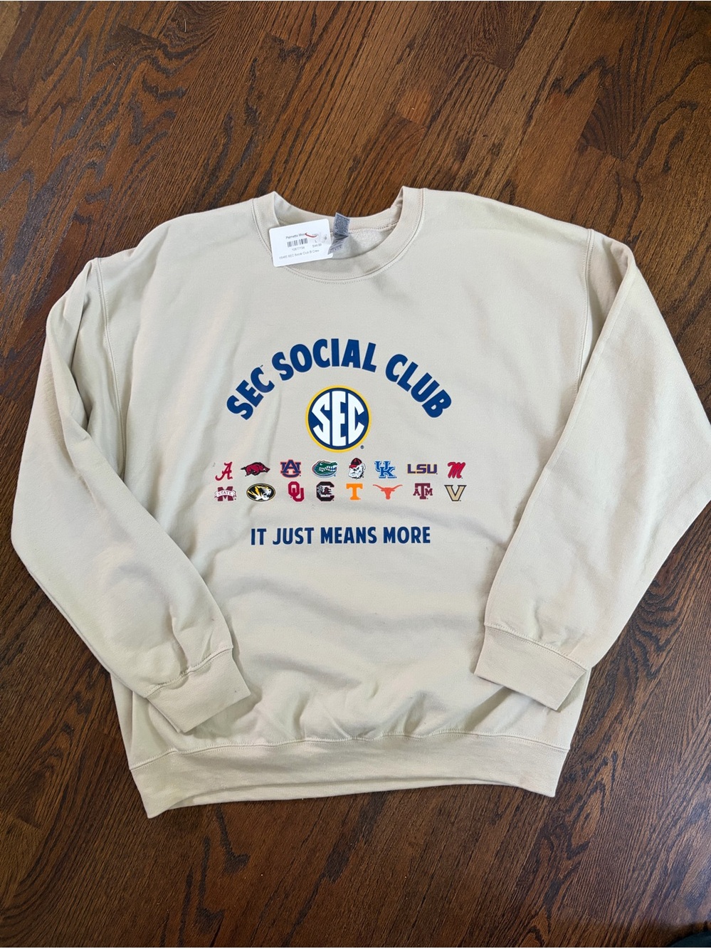 NWT SEC Social Club Beige Gildan Crewneck Sweatshirt (Unisex)